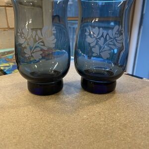 Pfaltzgraff Yorktowne Two 12oz Glasss Nice Condition with minimal use